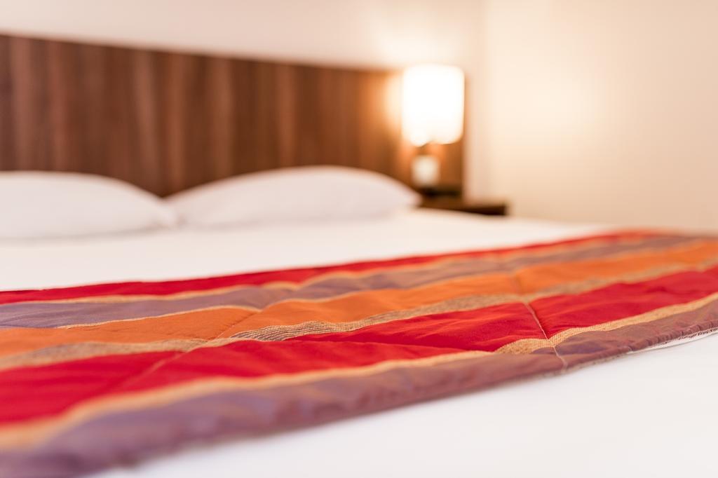 Hotel Eurocentre 2* Toulouse Nord Castelnau-dʼEstrétefonds Habitación foto